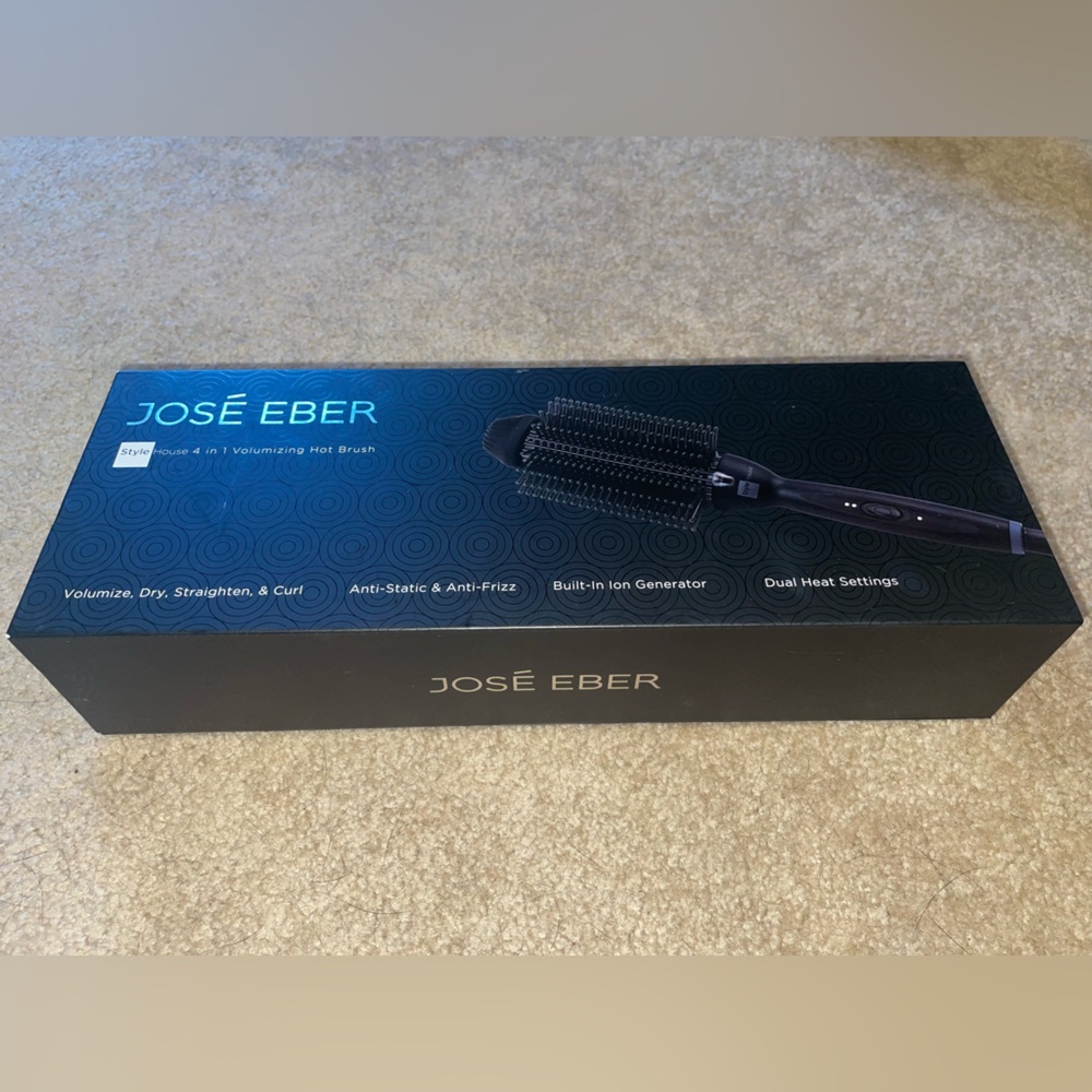 José Eber 4 in 1 Volumizing Hot Brush